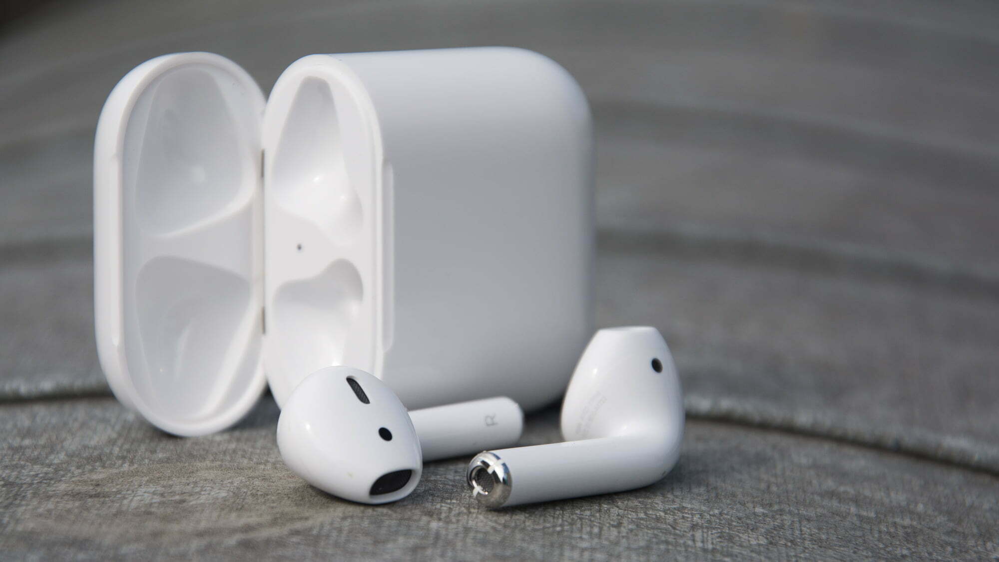 Earbuds