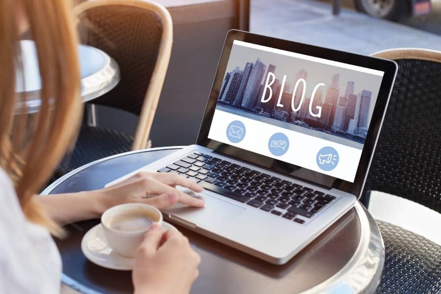 The 6 Secrets of Blogging Like a Pro