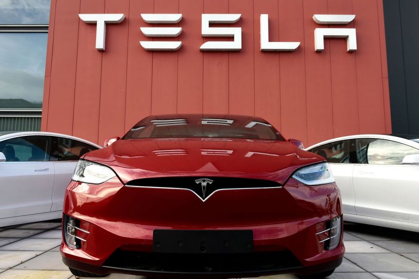 Tesla Motors’ Model 3 receives 4 lakh orders: Elon Musk