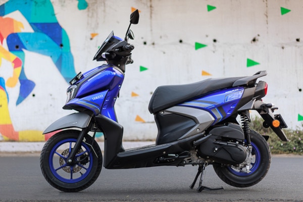 Yamaha launches Cygnus Ray-ZR scooter; eyes 10% market share